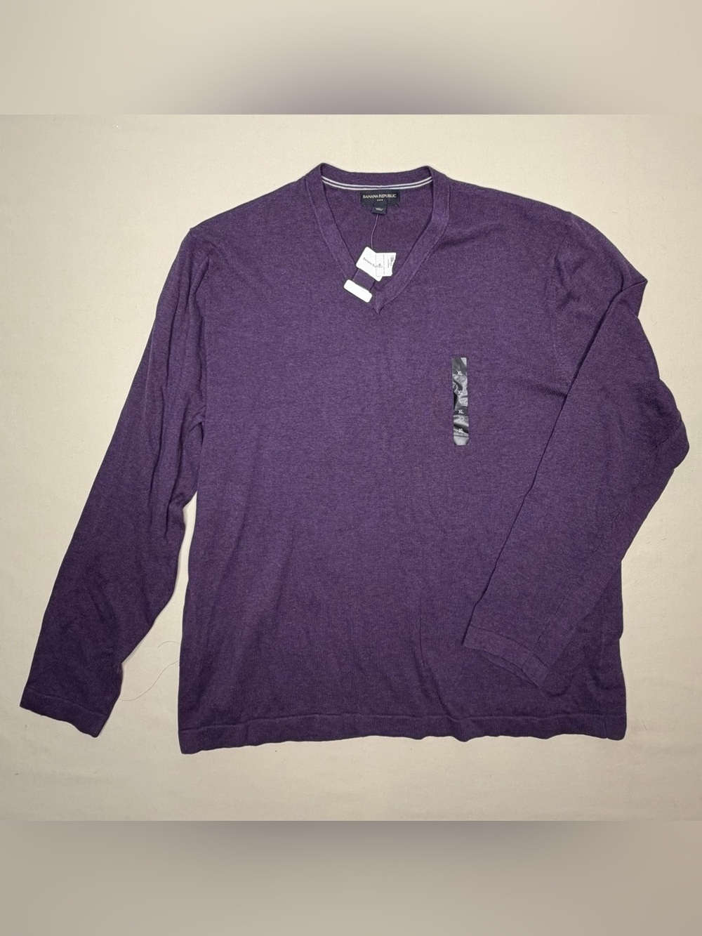 Banana Republic  Men's V-Neck Long Sleeve Sweater - Purple size XL A13